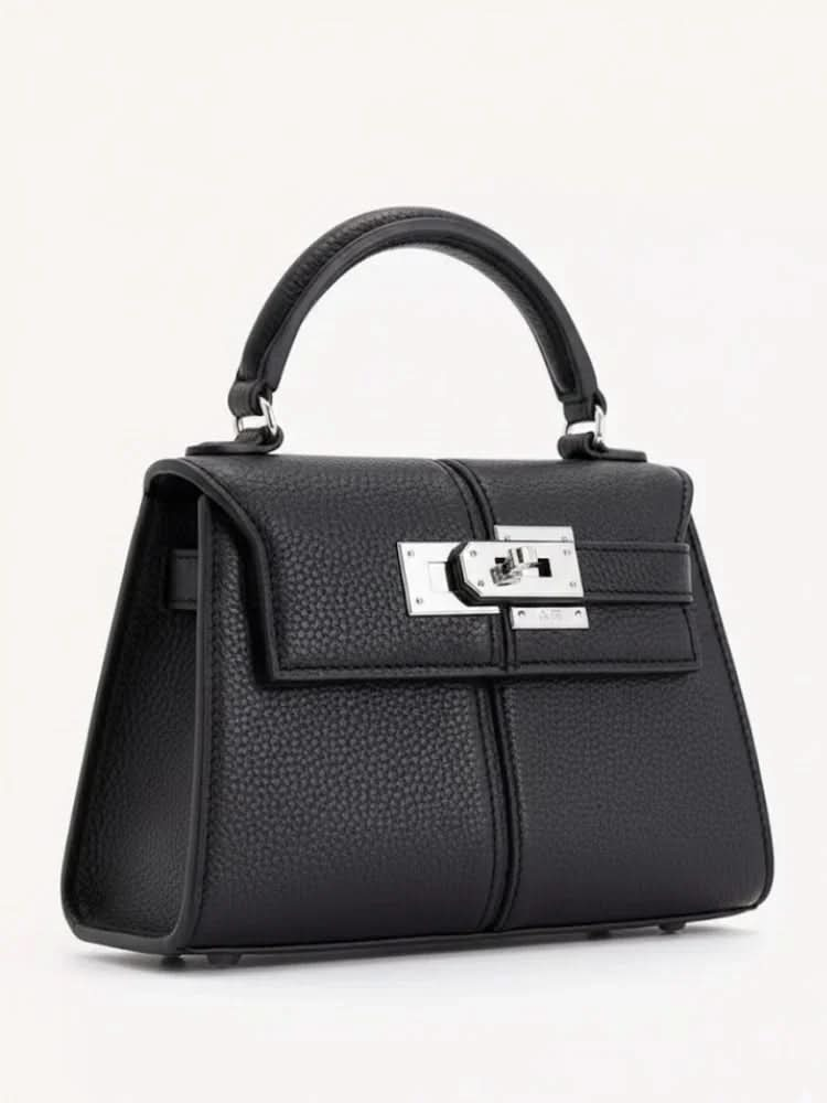 The Mini Bag for Your Outfit