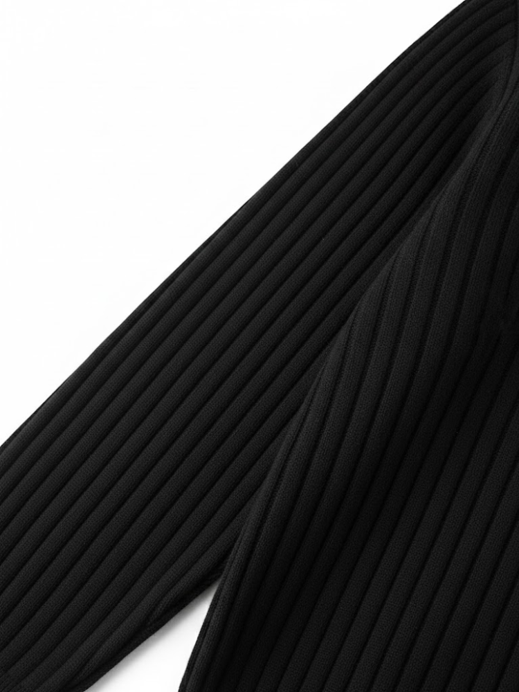 Caliah Ashford – Winter Set Men’s Sweater Knit & Trousers