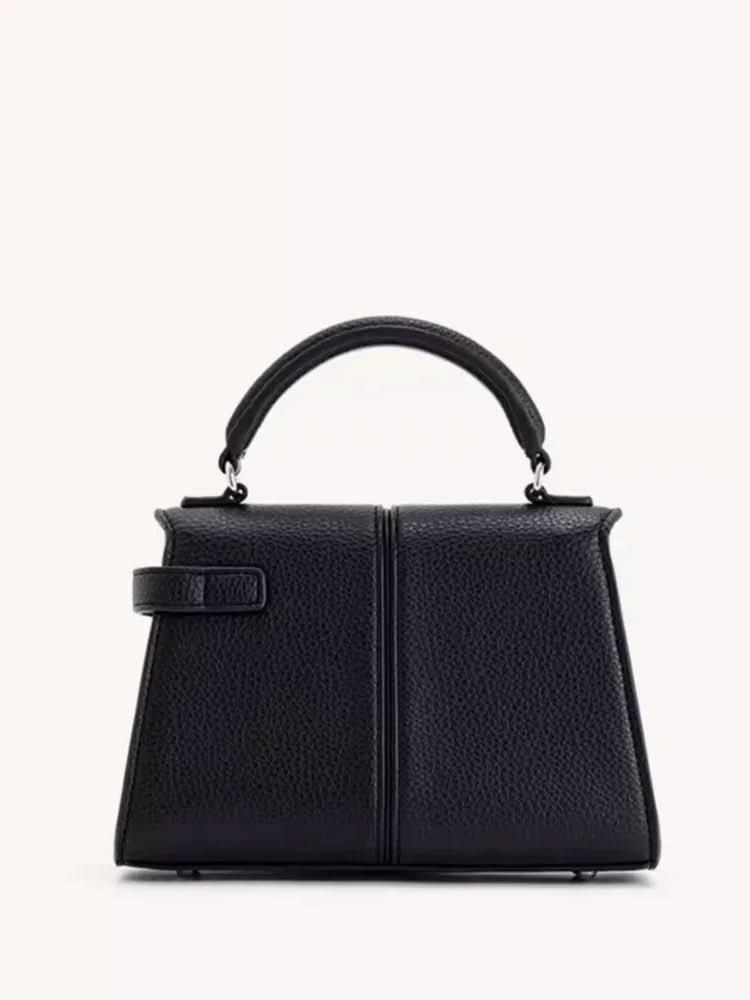 The Mini Bag for Your Outfit