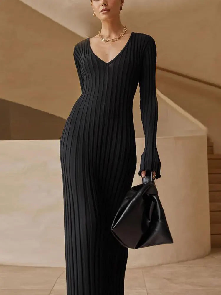Noir Neige - Knit Pleated Maxi Dress