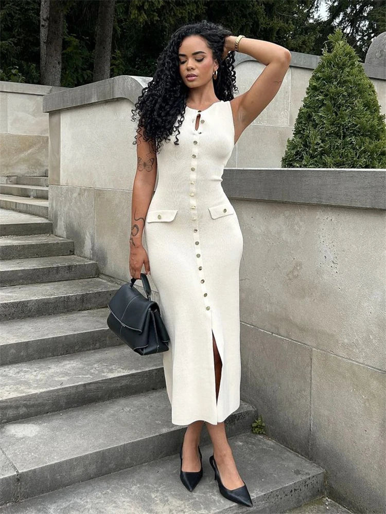 Orvane - Knitted Curvy Midi Dress