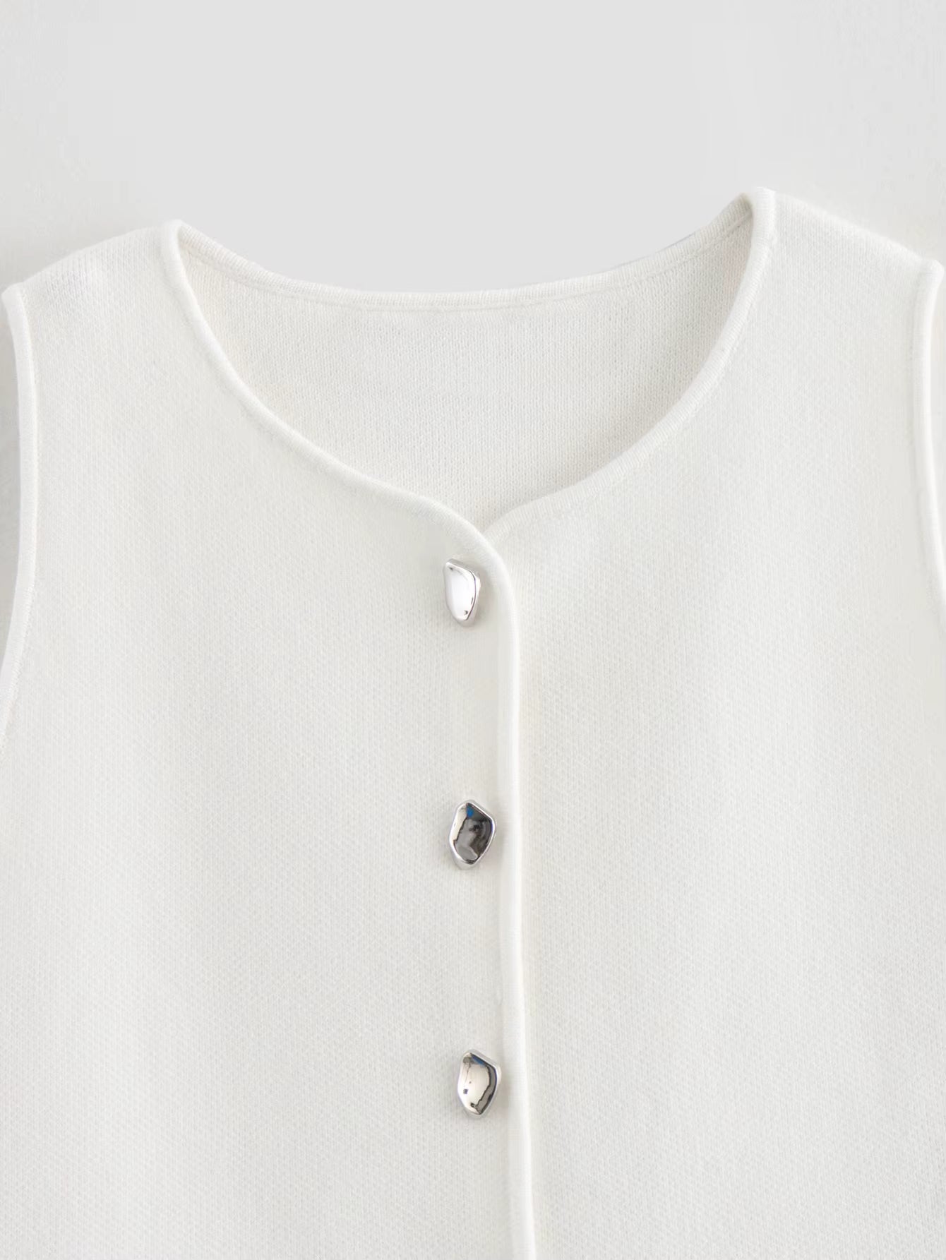 LANAH - Knit Sleeveless Vest Cropped Button