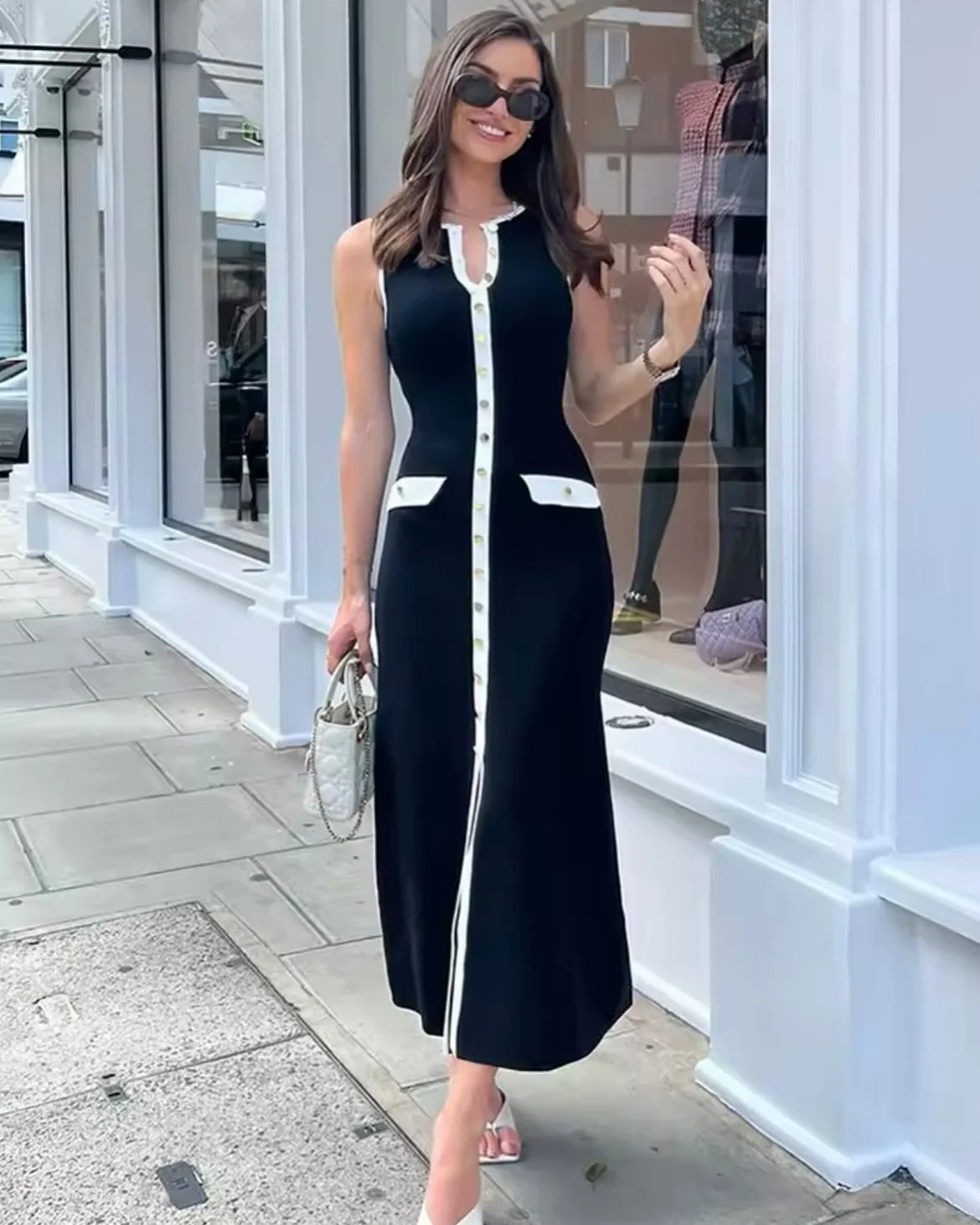 Orvane - Knitted Curvy Midi Dress