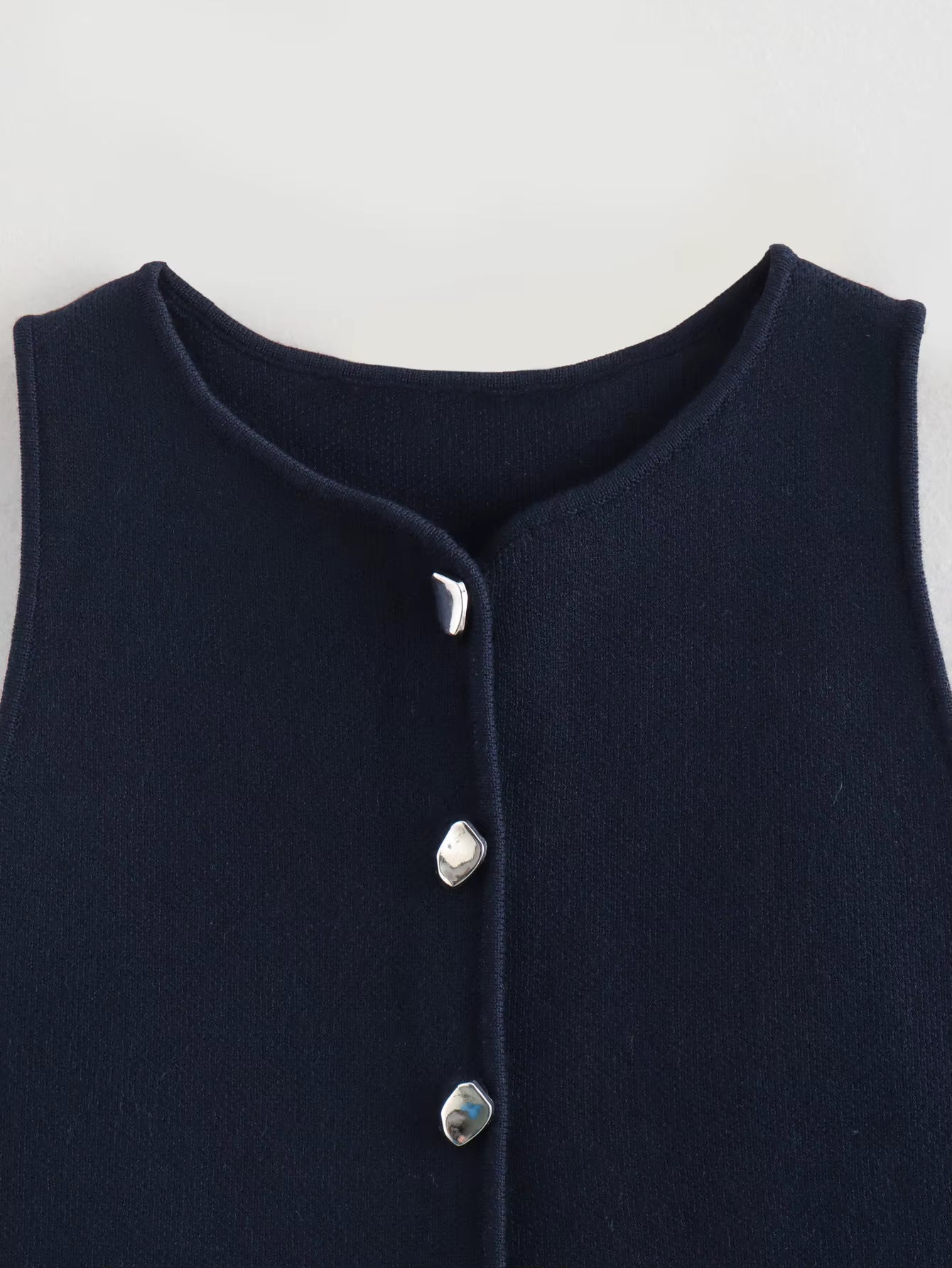 LANAH - Knit Sleeveless Vest Cropped Button