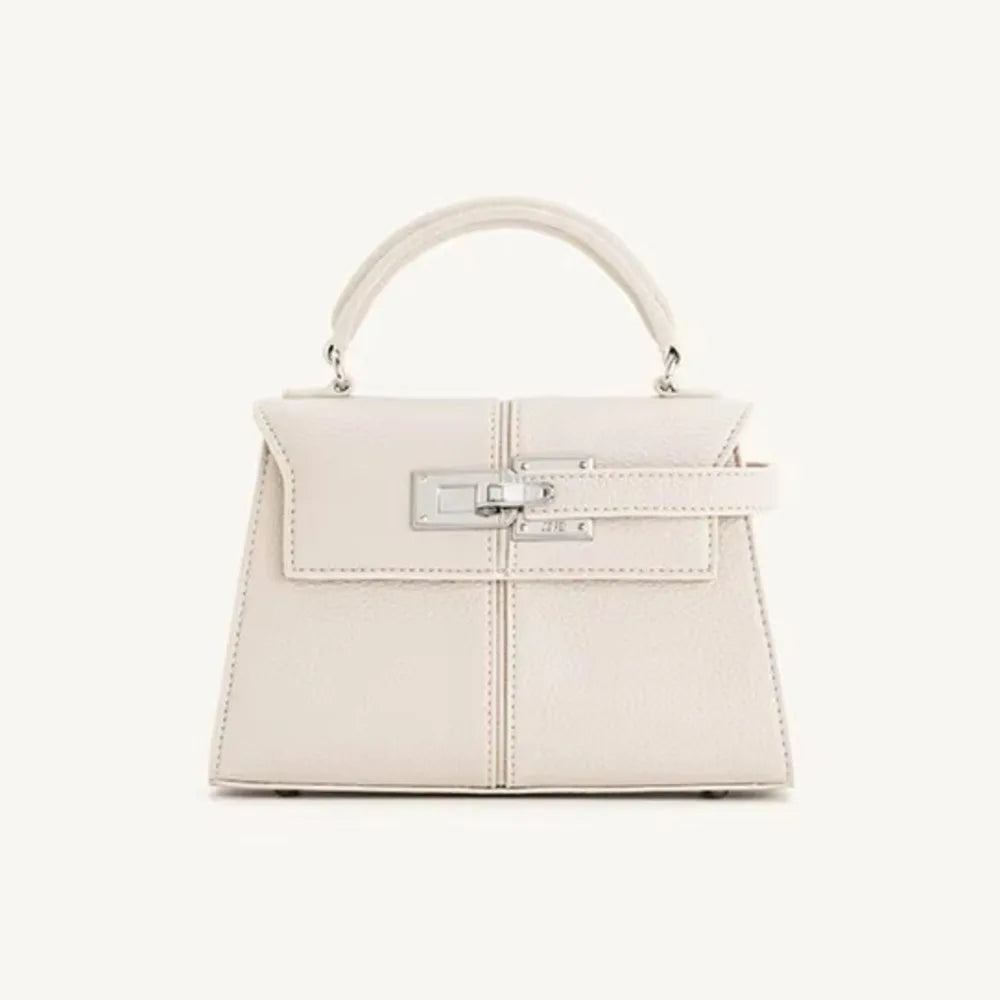 The Mini Bag for Your Outfit