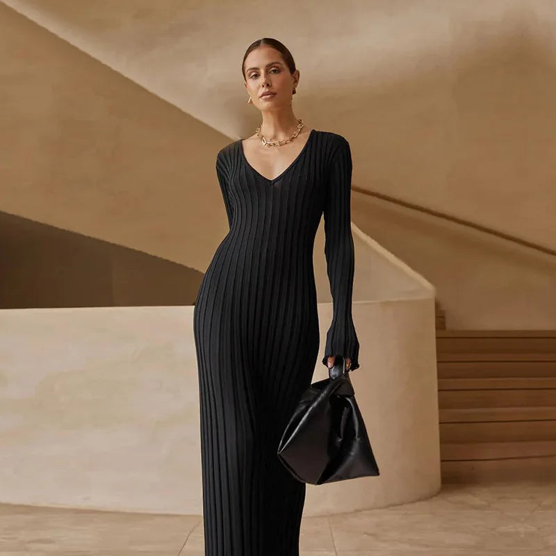 Noir Neige - Knit Pleated Maxi Dress