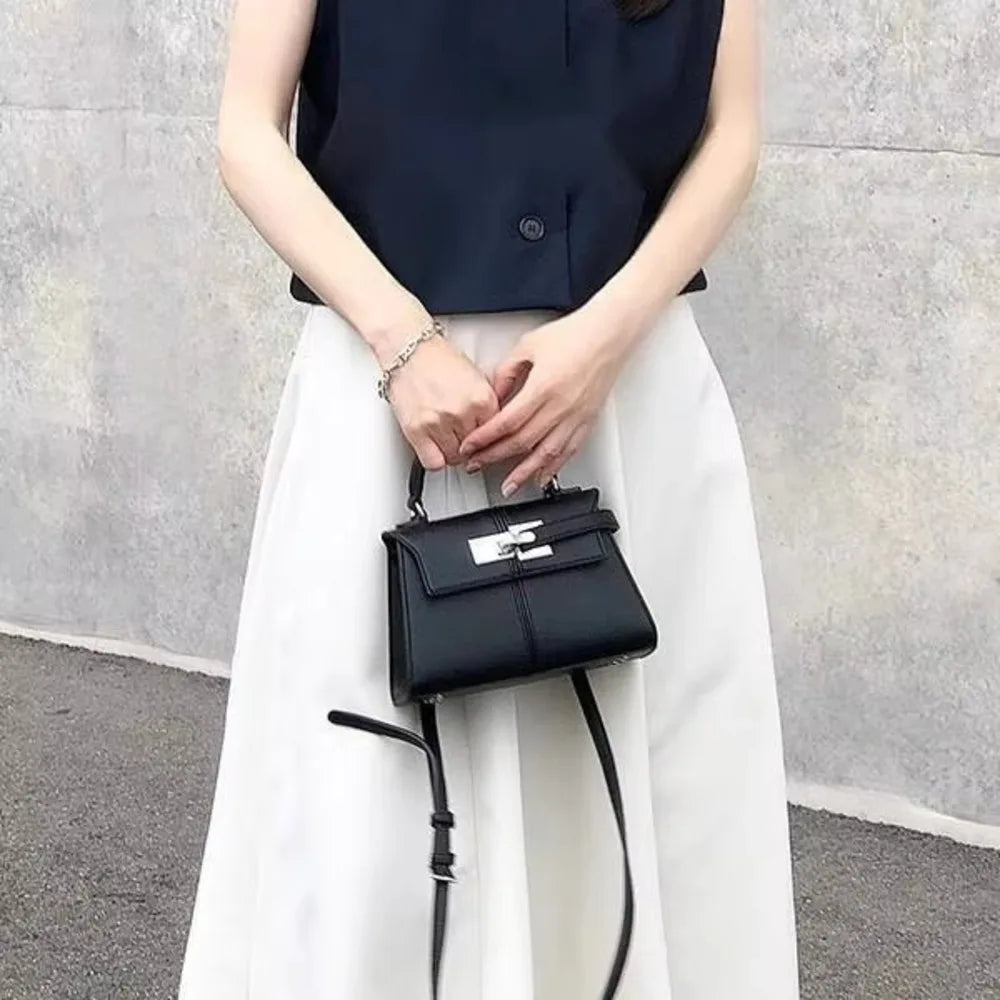 The Mini Bag for Your Outfit